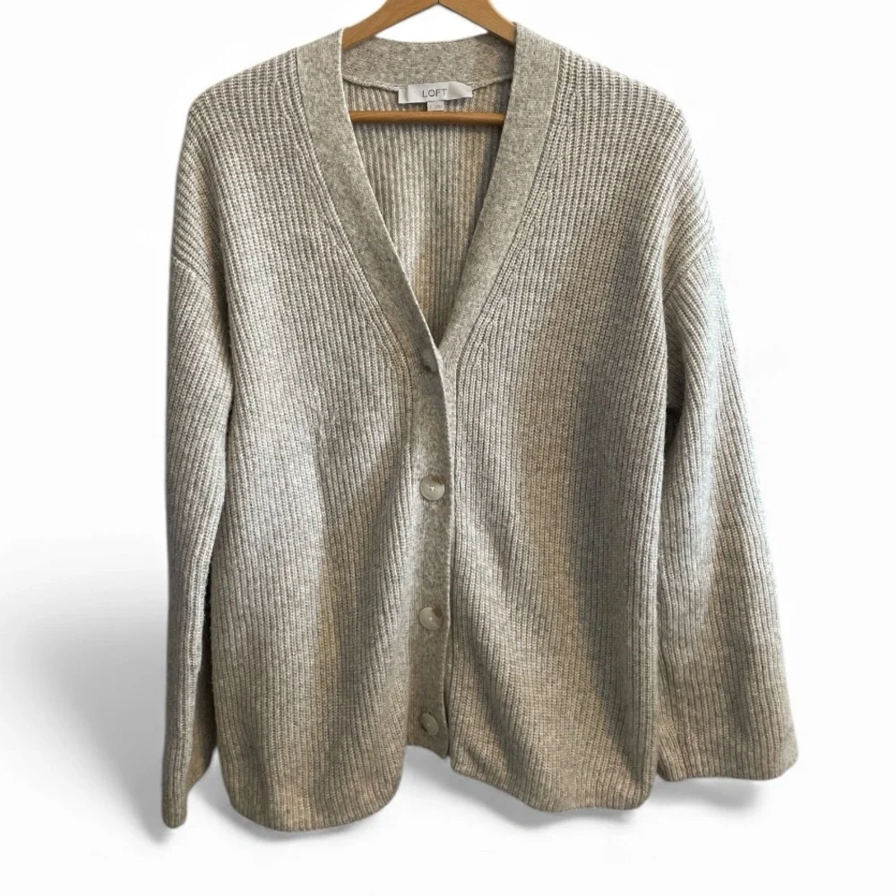 H4- LOFT Women's Large Cream Button-Up Cardigan Sweater - Picture 1 of 5